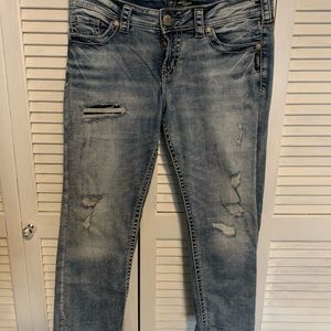 Silver suki distressed mid capri jeans women's size 30x22.5